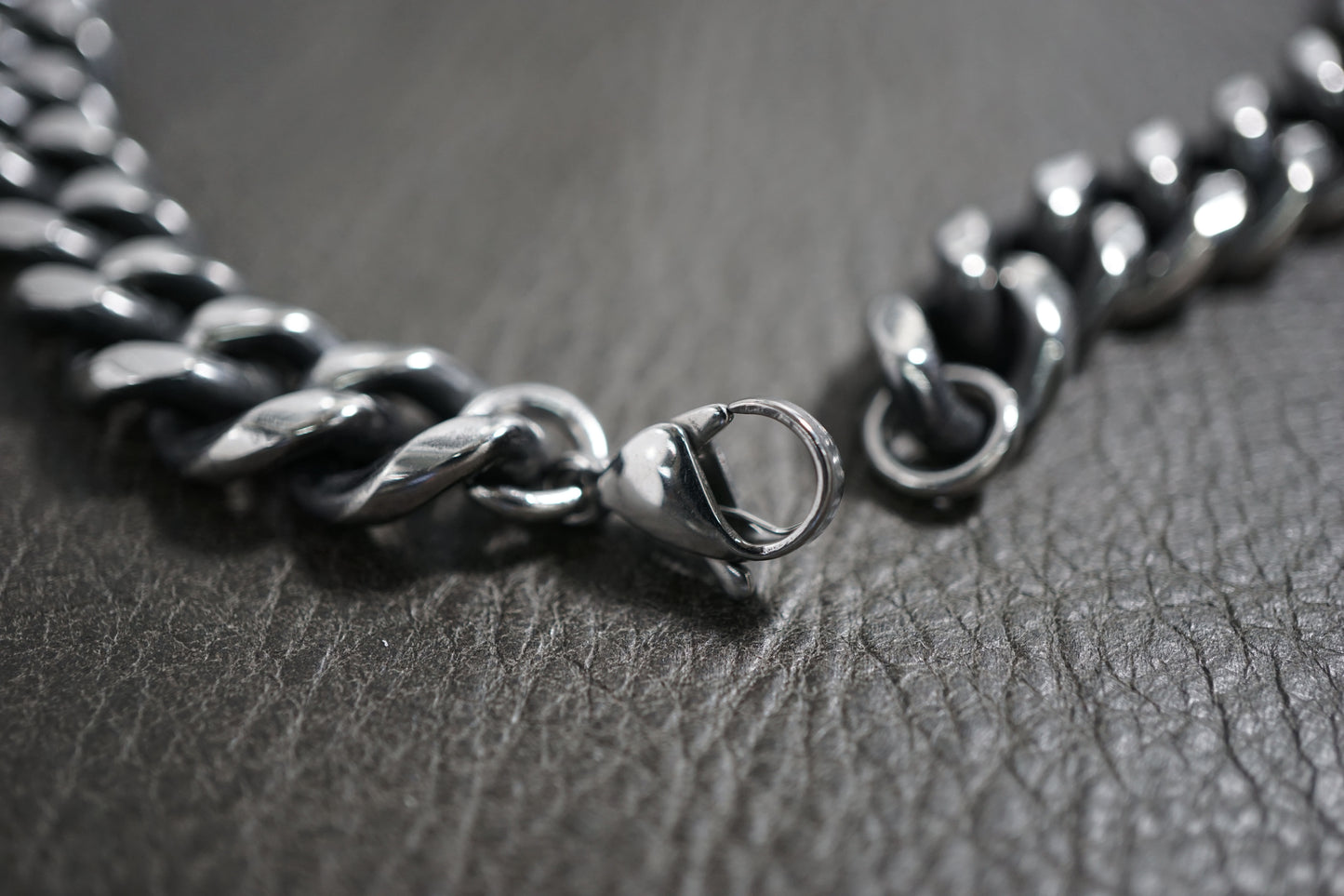 Silver & Black Heavy Smooth Rolo Chain Necklace TN78